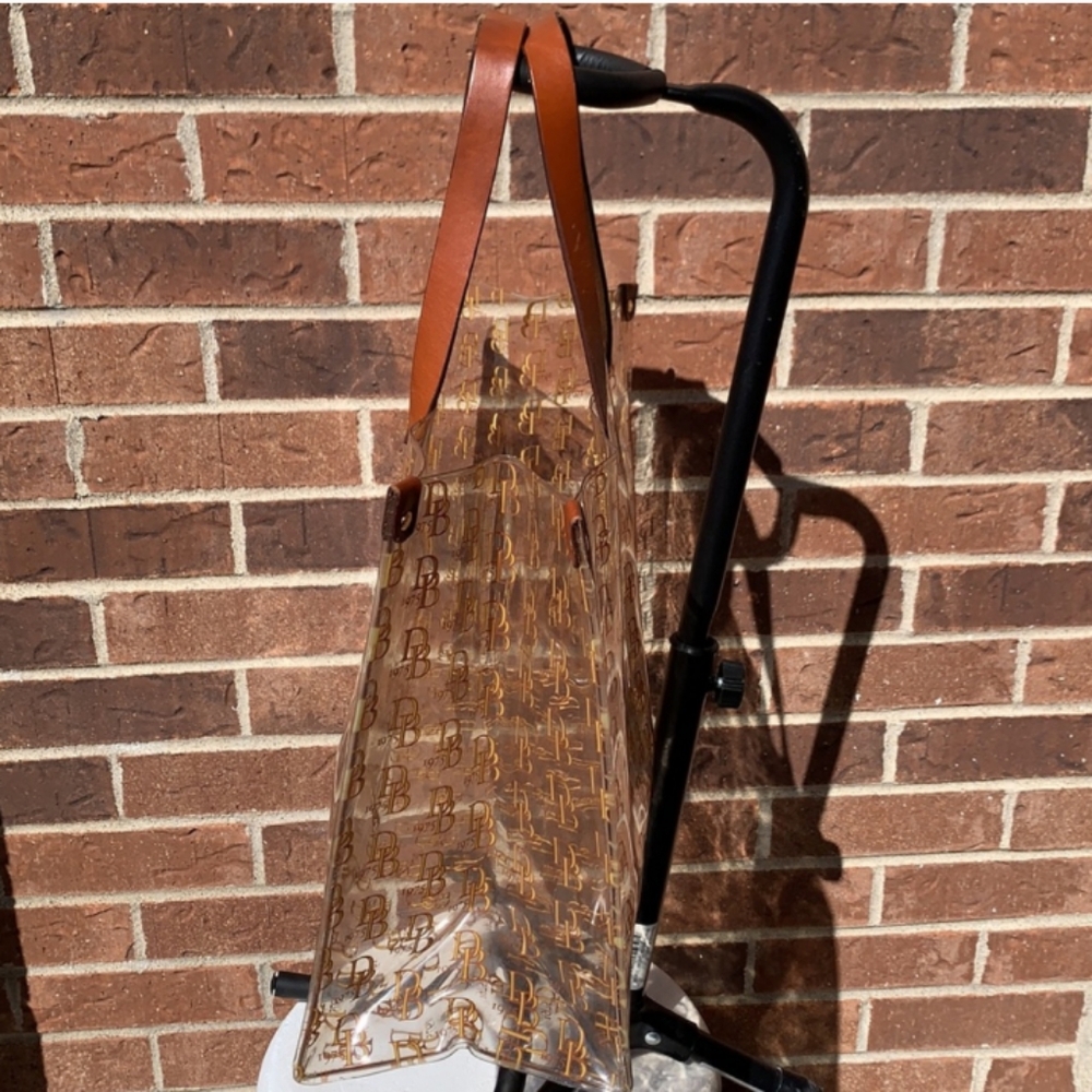 👀Dooney and Bourke Vintage Acrylic Tote Bag👀 - Picture 6 of 16